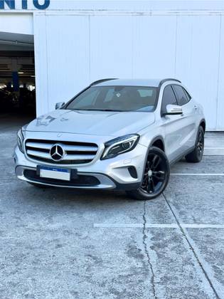 MERCEDES-BENZ GLA 200 1.6 CGI ADVANCE 16V TURBO GASOLINA 4P AUTOMÁTICO